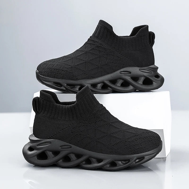 Sneakers för pojkar – stickade skor i sockmodell, moderiktiga, lätta och ventilerande, perfekta för våren
