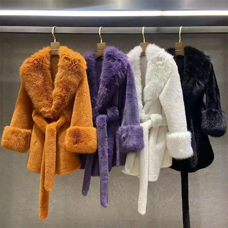 Luxury High Quality New Large Fur Collar Fur Coat Belt Slim Jacket Women Winter Warm Eco-Friendly Mink Fox Fur Coat Premium Tops