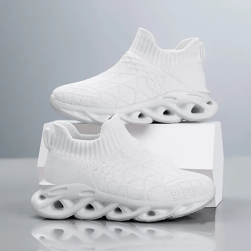 Sneakers för pojkar – stickade skor i sockmodell, moderiktiga, lätta och ventilerande, perfekta för våren